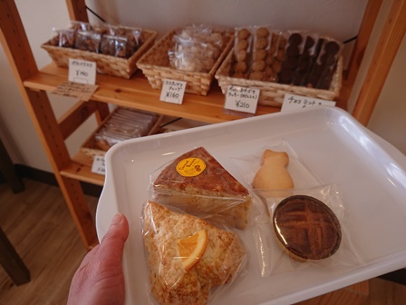 猫 拾っちゃいました さらに 焼き菓子工房 Myu 安曇野市 はたこトラベル營業中